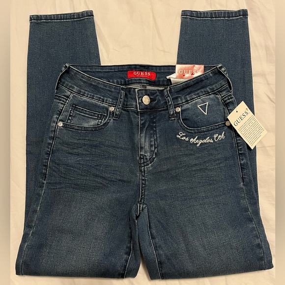 Dark Blue Mid-Rise Guess ▵ Jeans 👖 - Picture 6 of 14